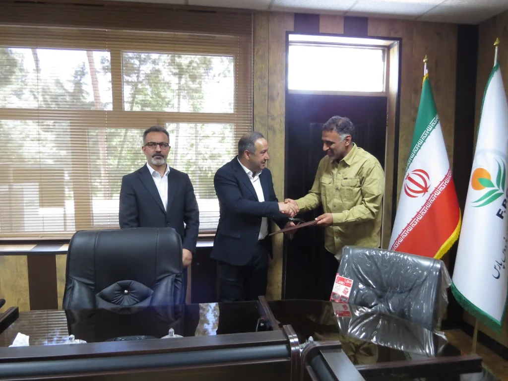 مراسم تودیع و معارفه اعضای هیأت‌مدیره شرکت دامداری تلیسه نمونه برگزار شد