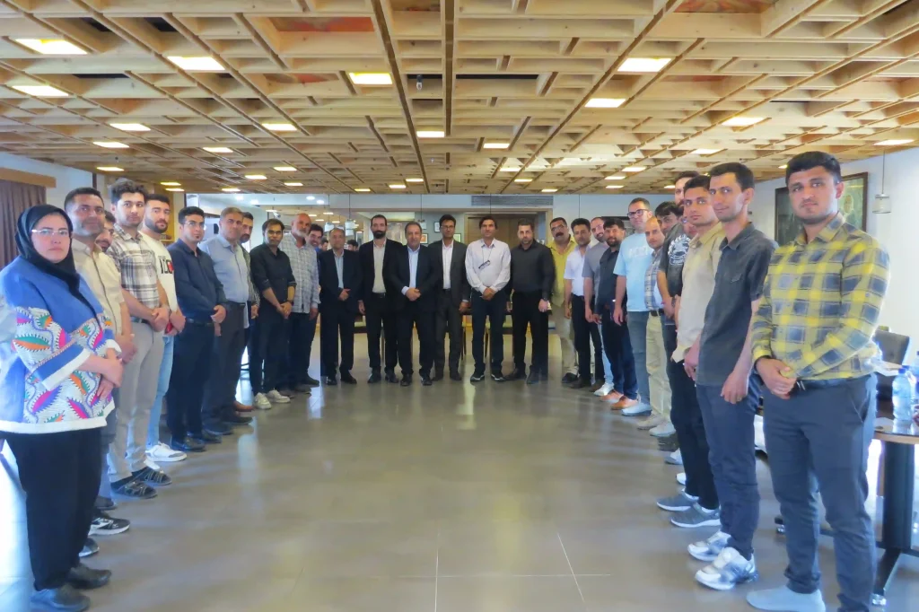 «سومین نشست کمیته فنی هلدینگ فردوس پارس؛ همافزایی برای ارتقاء بهرهوری دامپروری» «سومین نشست کمیته فنی هلدینگ فردوس پارس؛ همافزایی برای ارتقاء بهرهوری دامپروری»